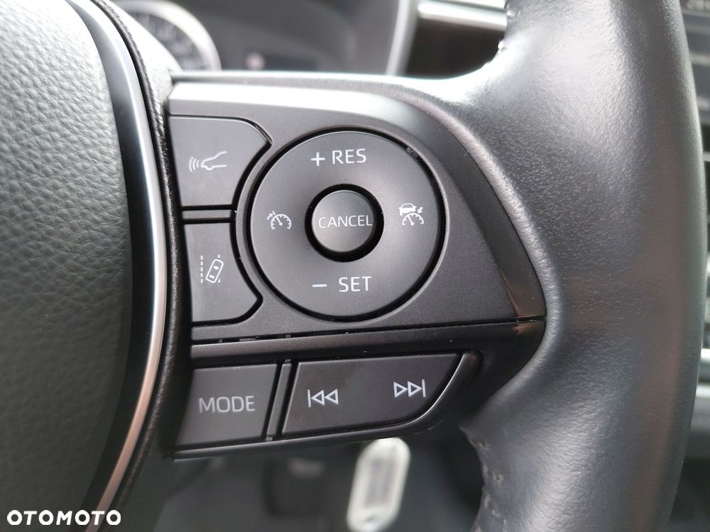 Toyota Corolla - 23