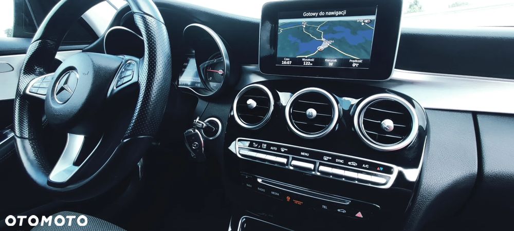 Mercedes-Benz Klasa C 200 (BlueTEC) d - 38