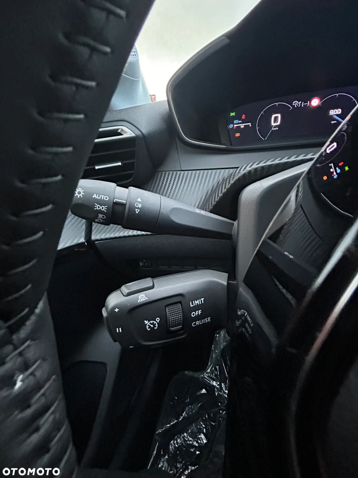 Peugeot 208 PureTech 100 Allure Pack - 12