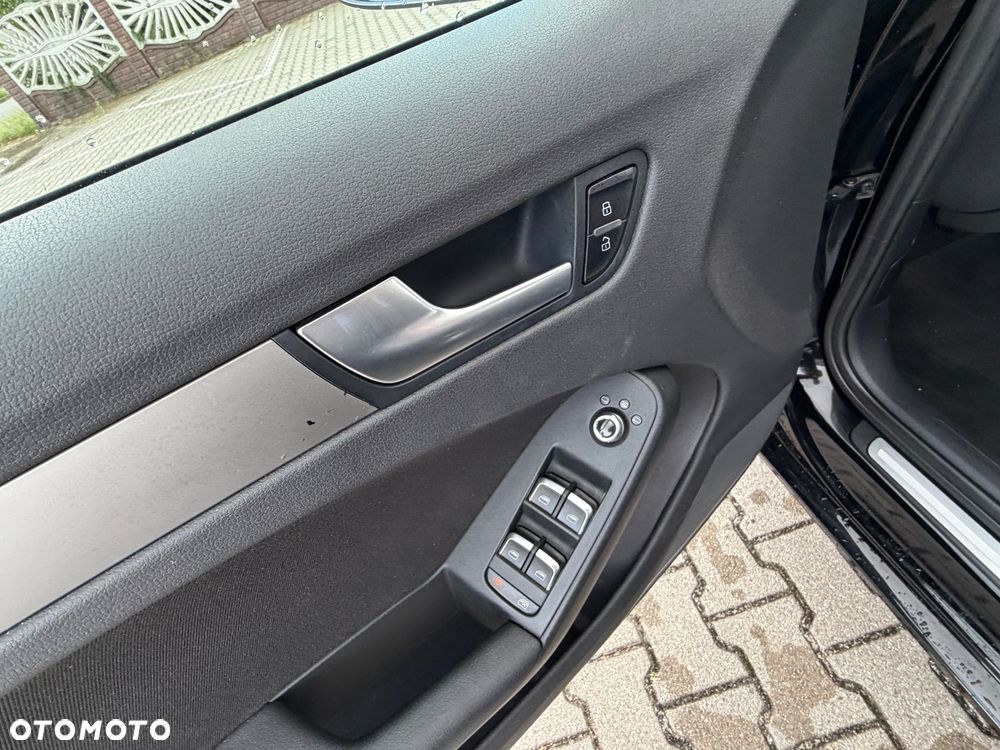Audi A4 Avant 2.0 TDI DPF Attraction - 35