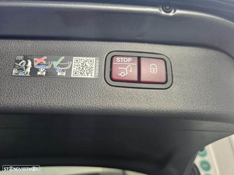 Mercedes-Benz C 300 e T 9G-TRONIC AMG Line - 16