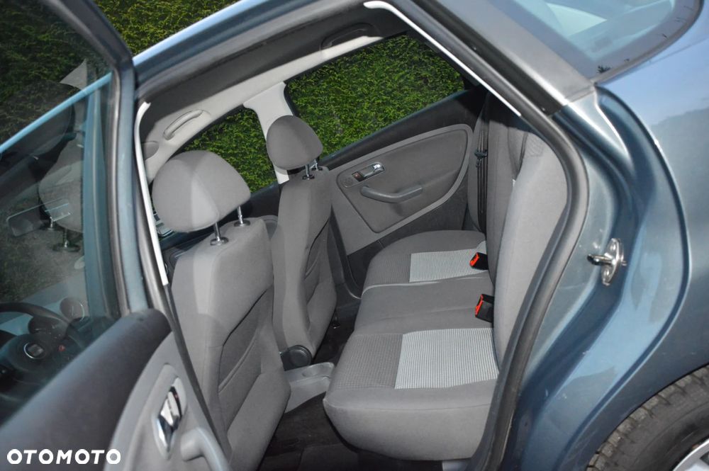 Seat Ibiza 1.4 16V Style - 19