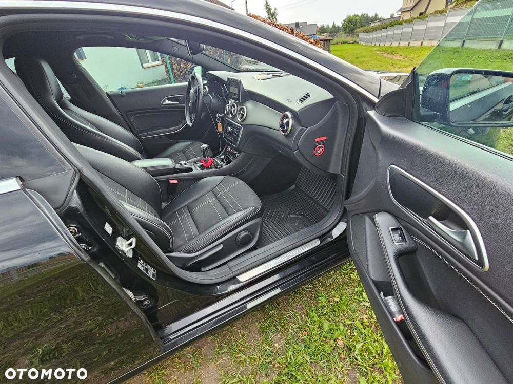 Mercedes-Benz CLA 200 CDI - 14