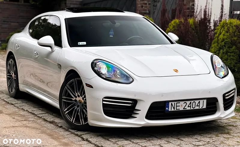 Porsche Panamera GTS PDK - 39
