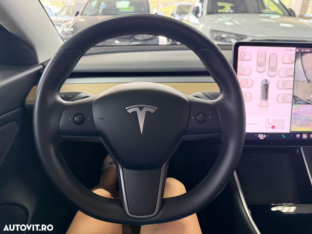 Tesla Model 3 Langstreckenbatterie Allradantrieb Dual Motor - 19