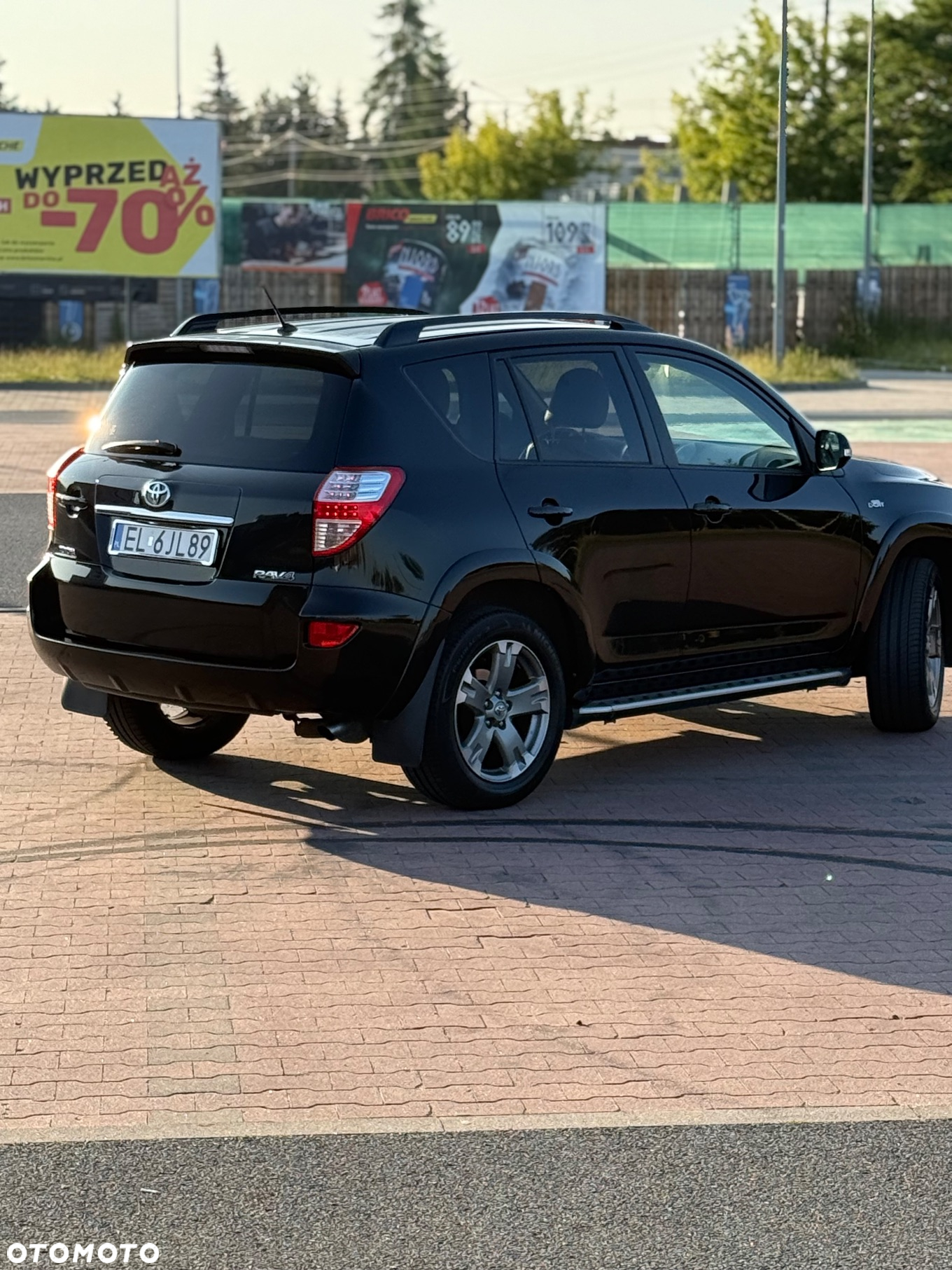 Toyota RAV4 - 3