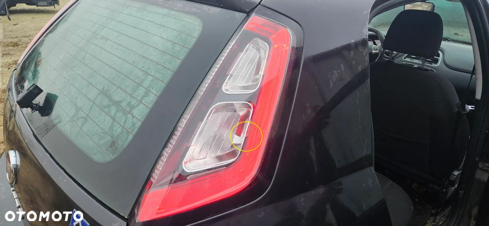Lampa lewa prawa tył tylna Fiat Punto III 2012 Evo Twinair 5d hatchback - 3