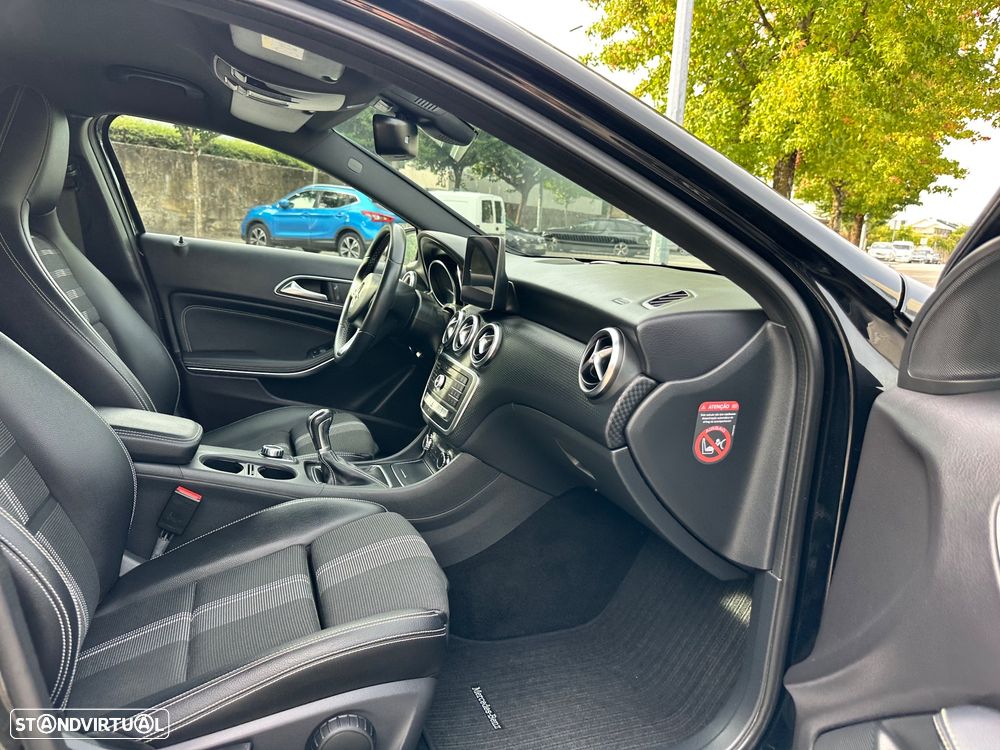 Mercedes-Benz A 180 d AMG Line - 46