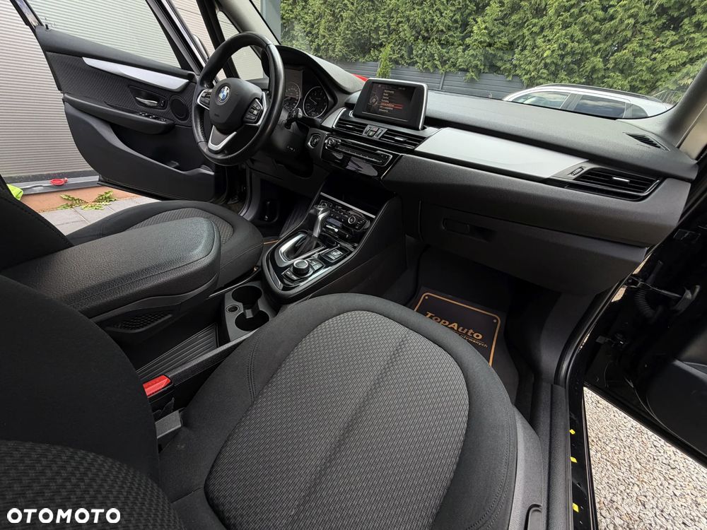 BMW Seria 2 218d Sport-Aut Advantage - 15