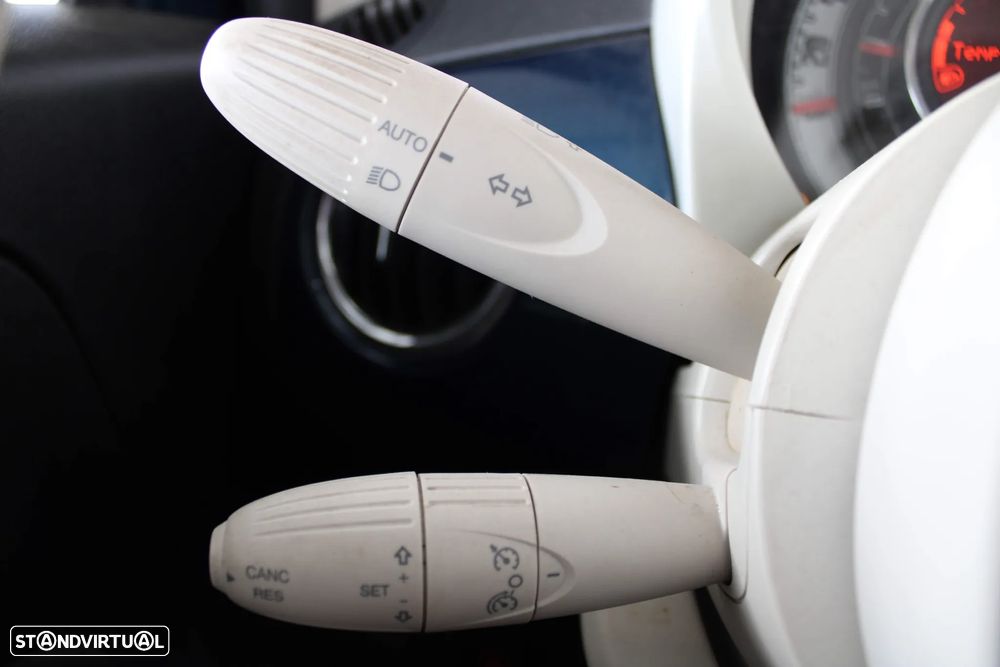 Fiat 500 1.0 Hybrid Lounge - 13