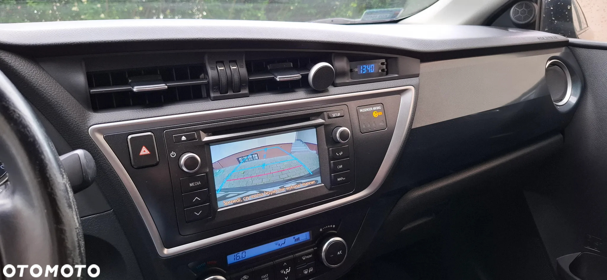 Toyota Auris 1.6 Red - 7