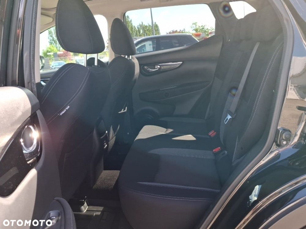 Nissan Qashqai 1.3 DIG-T N-Connecta DCT - 12