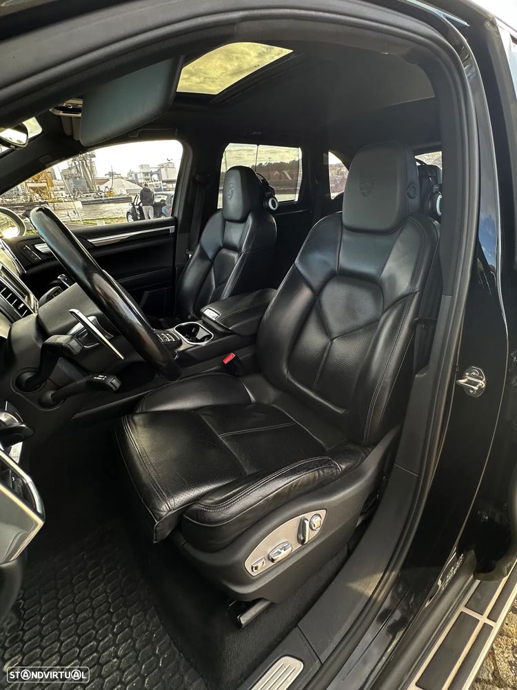 Porsche Cayenne S Hybrid - 20