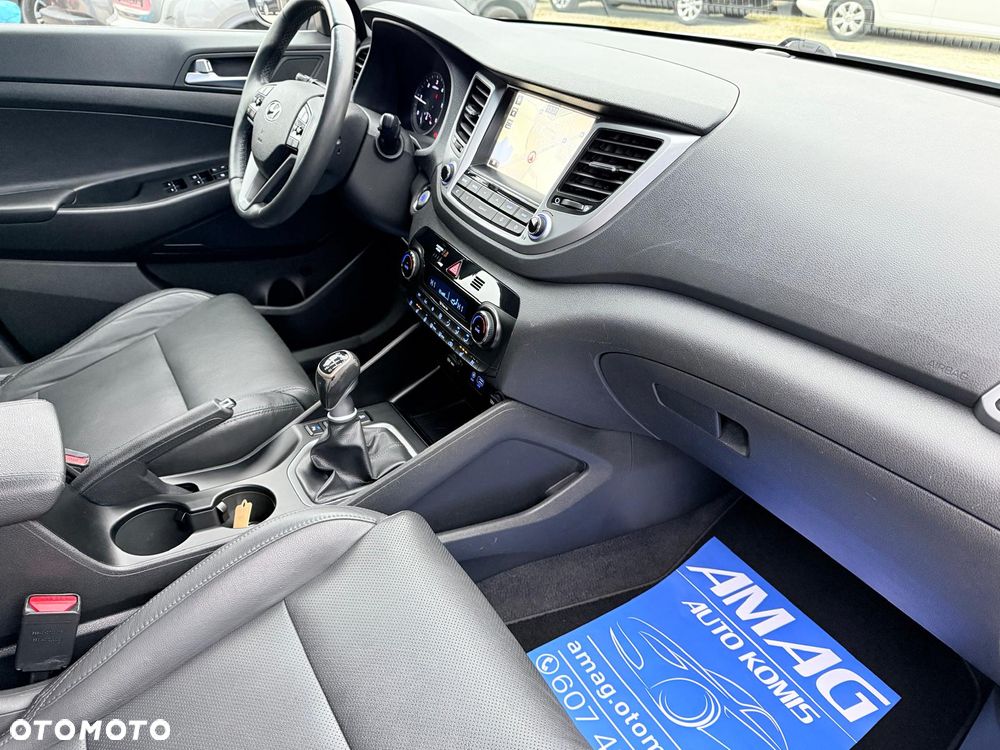 Hyundai Tucson 2.0 CRDI 2WD Style - 17