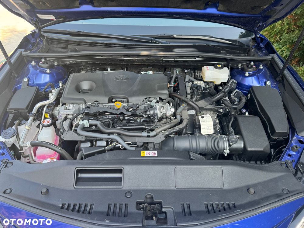 Toyota Camry 2.5 Hybrid Comfort CVT - 28