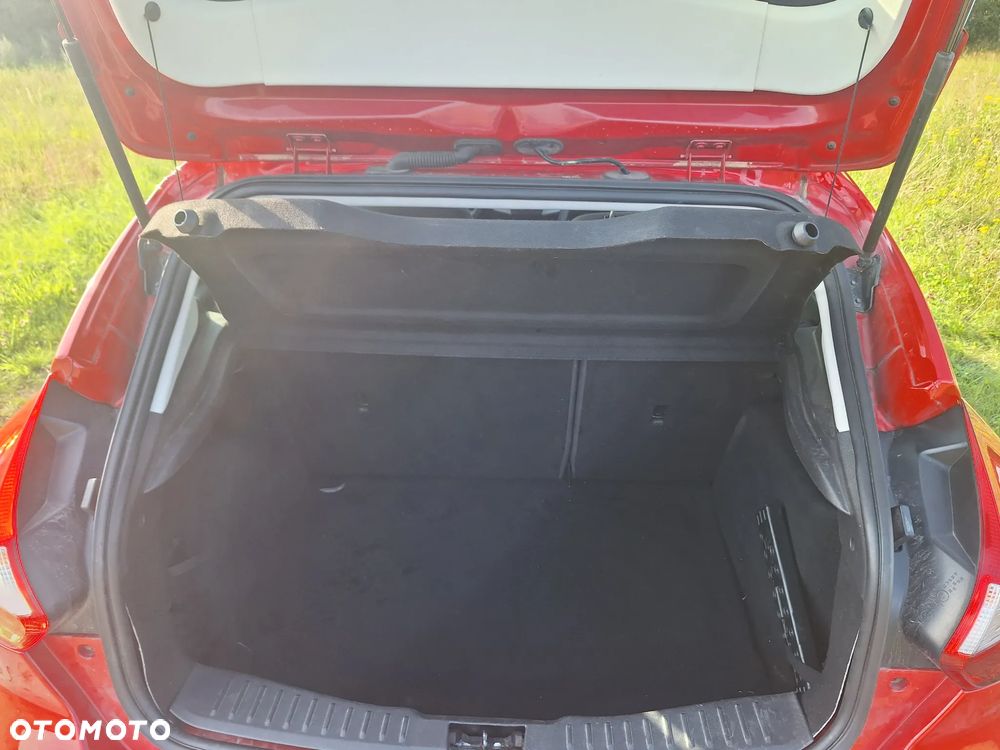 Ford Focus 1.6 FF Trend Sport - 11