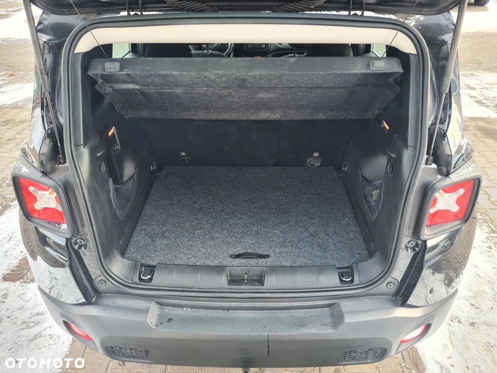 Jeep Renegade 1.6 E-TorQ Sport FWD - 16