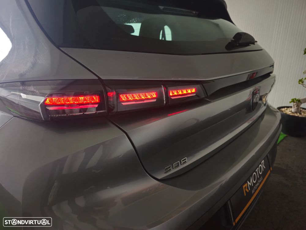 Peugeot 308 180 e-EAT8 GT - 13