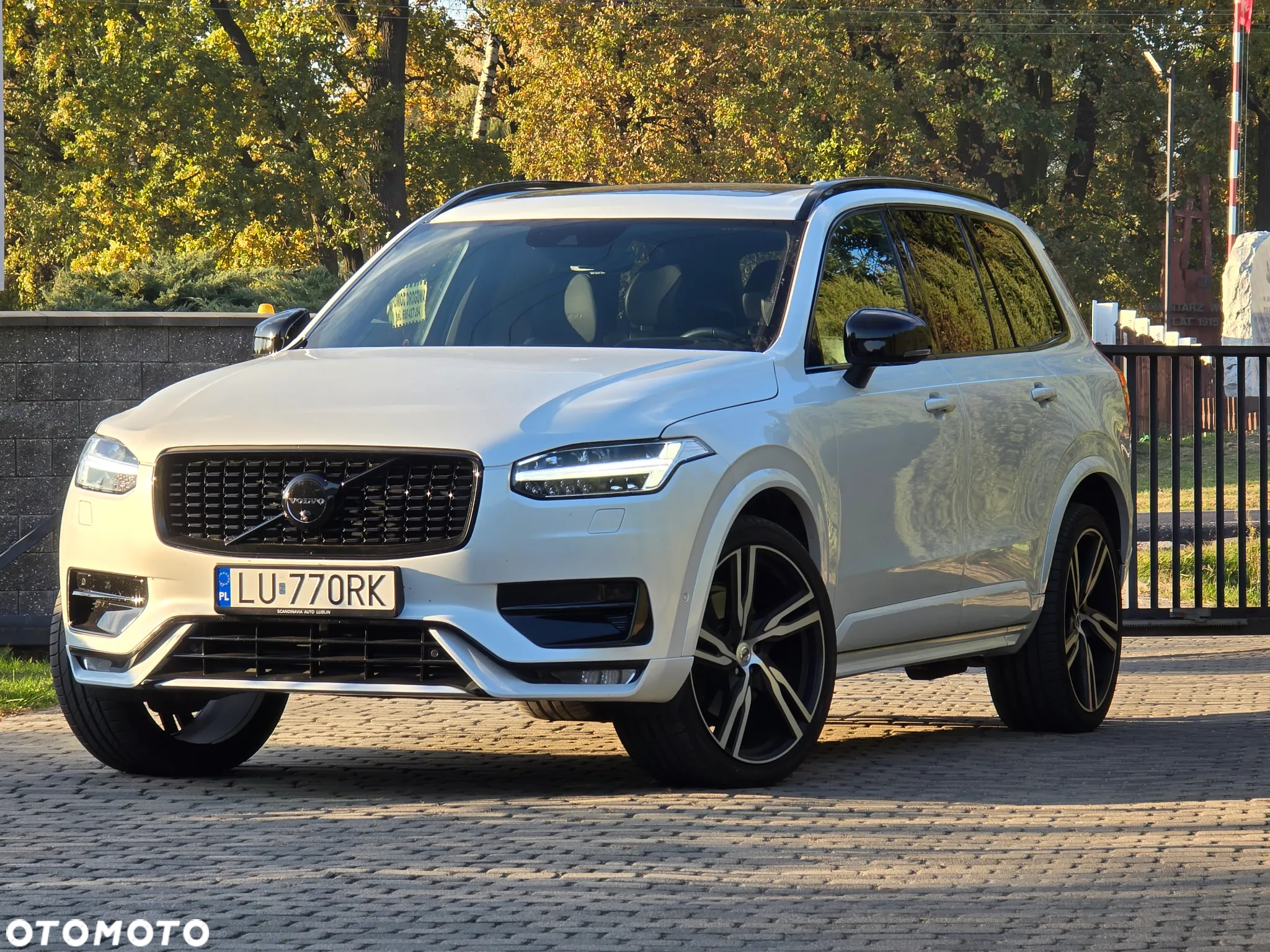 Volvo XC 90 T6 AWD R-Design 7os - 32