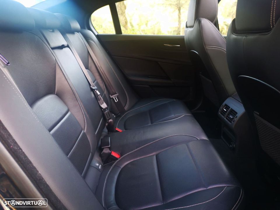 Jaguar XE 2.0 D R-Sport Aut. - 20