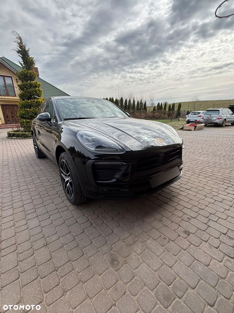 Porsche Macan T - 2