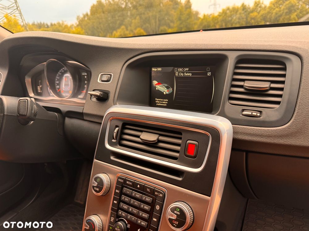 Volvo S60 D3 Drive-E R-Design Momentum - 16