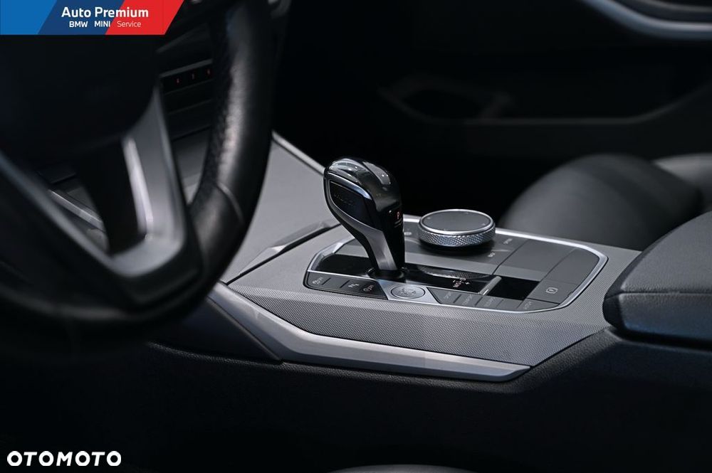 BMW Seria 3 318i Advantage - 8