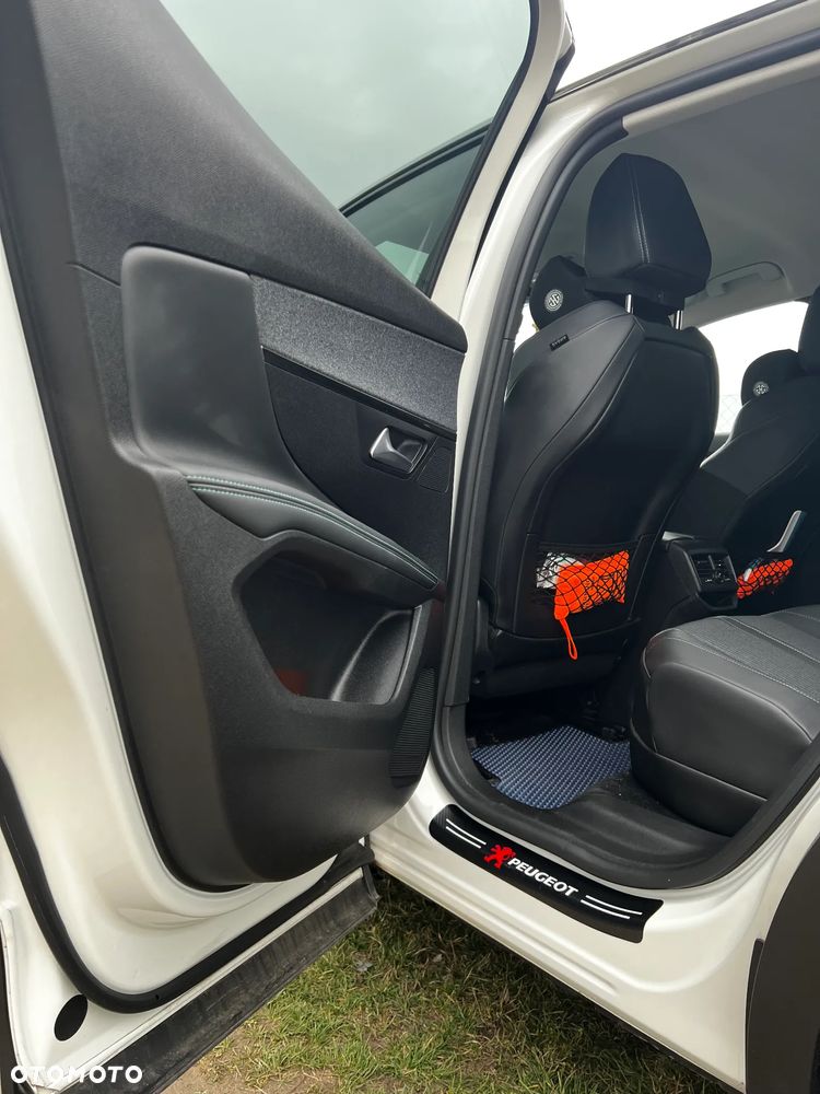 Peugeot 3008 225 e-EAT8 Allure Pack - 10