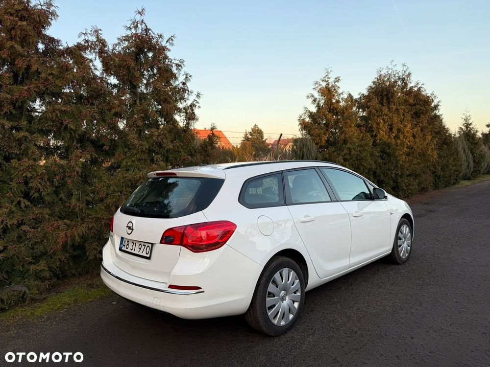 Opel Astra 1.6 Enjoy - 2