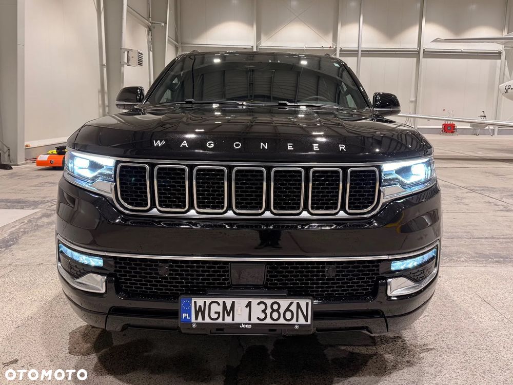 Jeep Wagoneer - 5