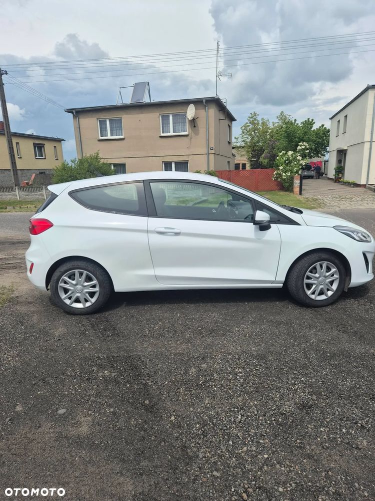 Ford Fiesta 1.1 S&S TREND - 2