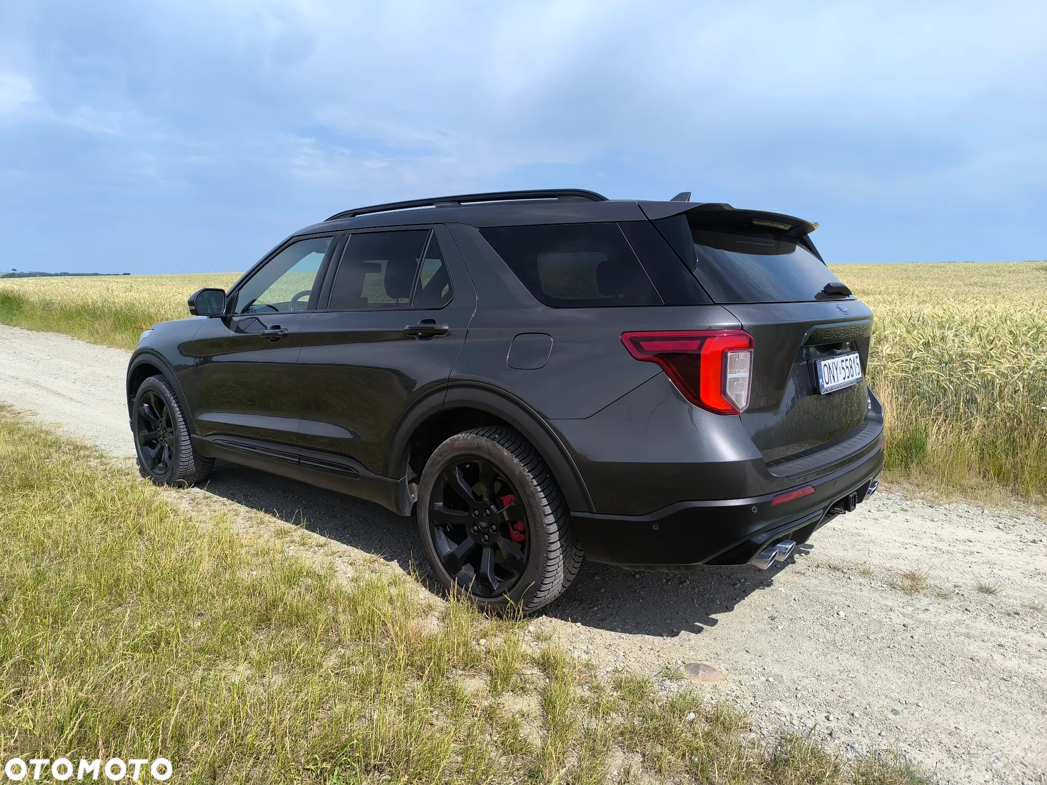 Ford Explorer - 3