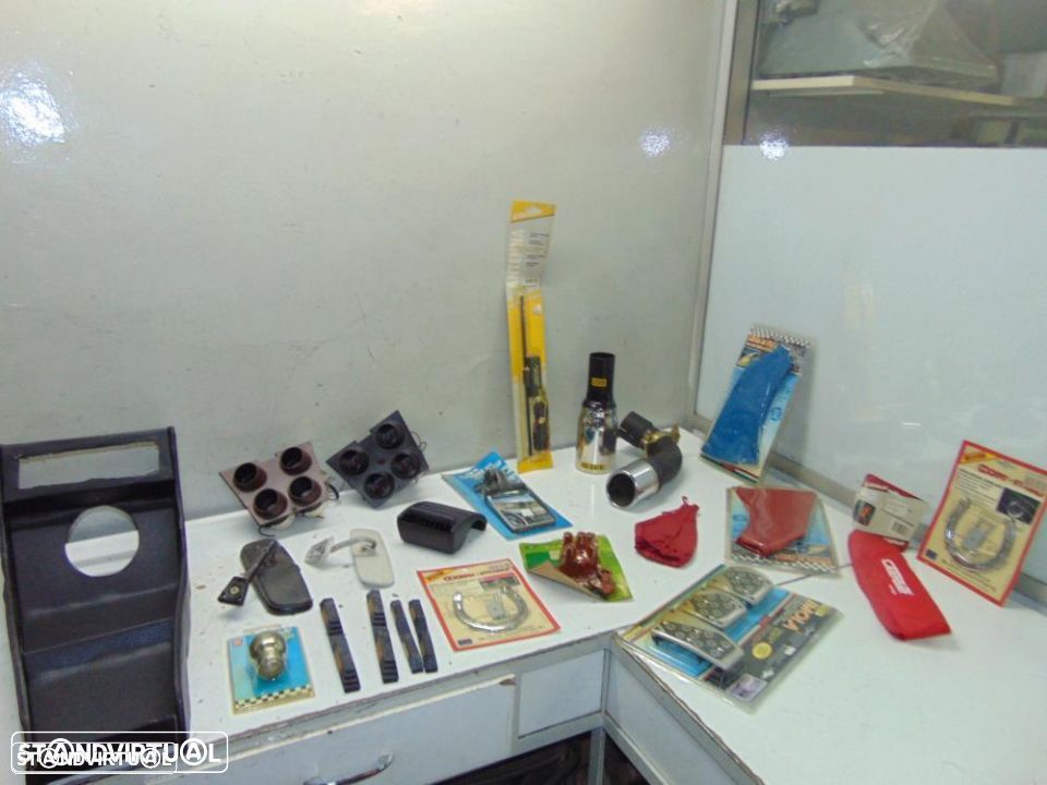 Antigos e clássicos consola central - 1