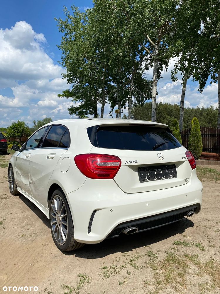 Mercedes-Benz Klasa A 180 d AMG Line - 5