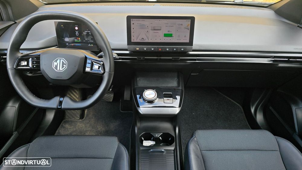 MG MG4 64 kWh Luxury - 10