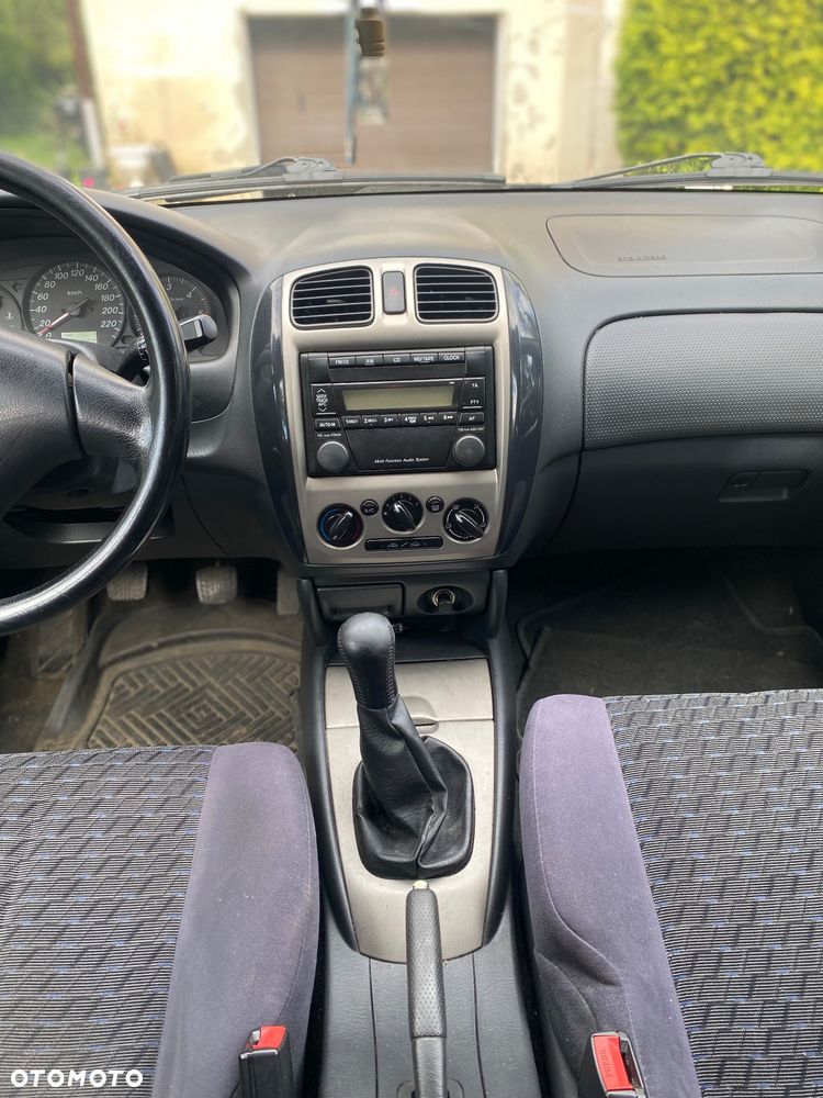 Mazda 323F 2.0 DITD Comfort - 13