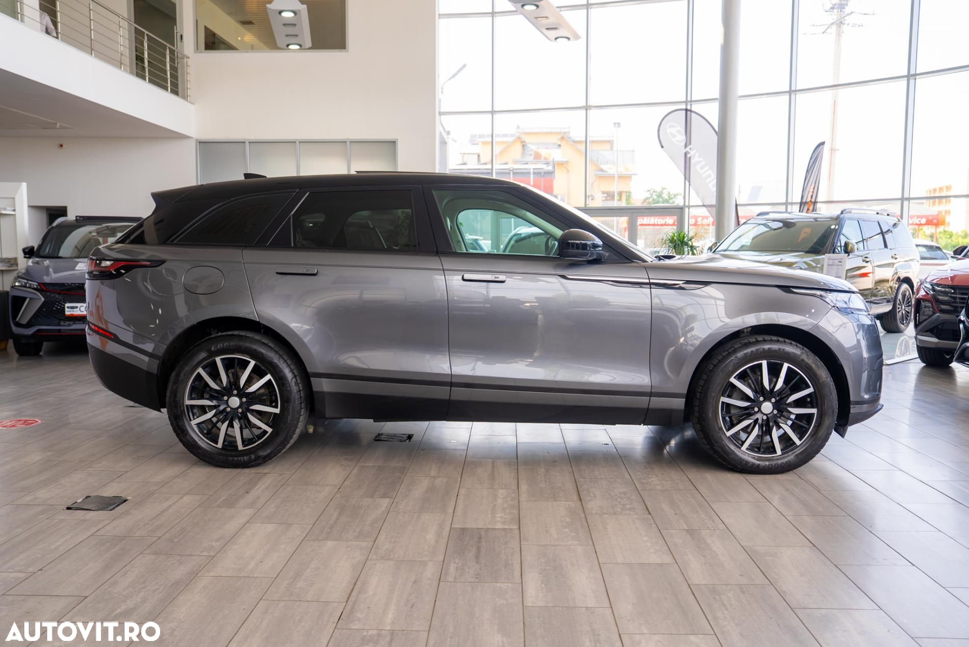 Land Rover Range Rover Velar 2.0 HSE - 11