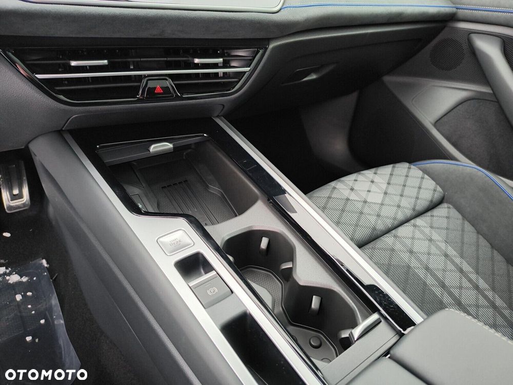 Volkswagen Passat Variant 2.0 TSI R-Line Plus DSG - 17
