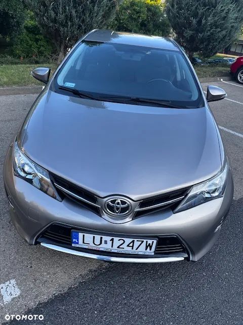 Toyota Auris 1.6 Premium Comfort - 5