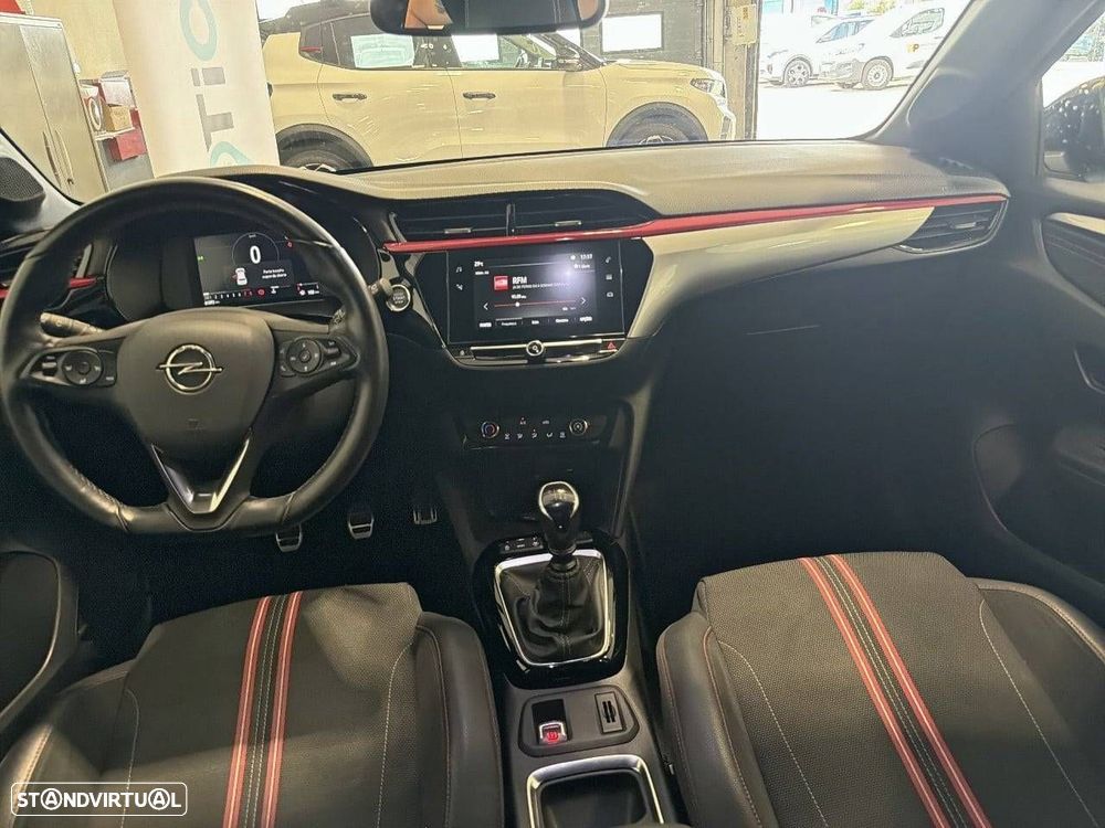 Opel Corsa 1.2 T GS Line — fotografia 8