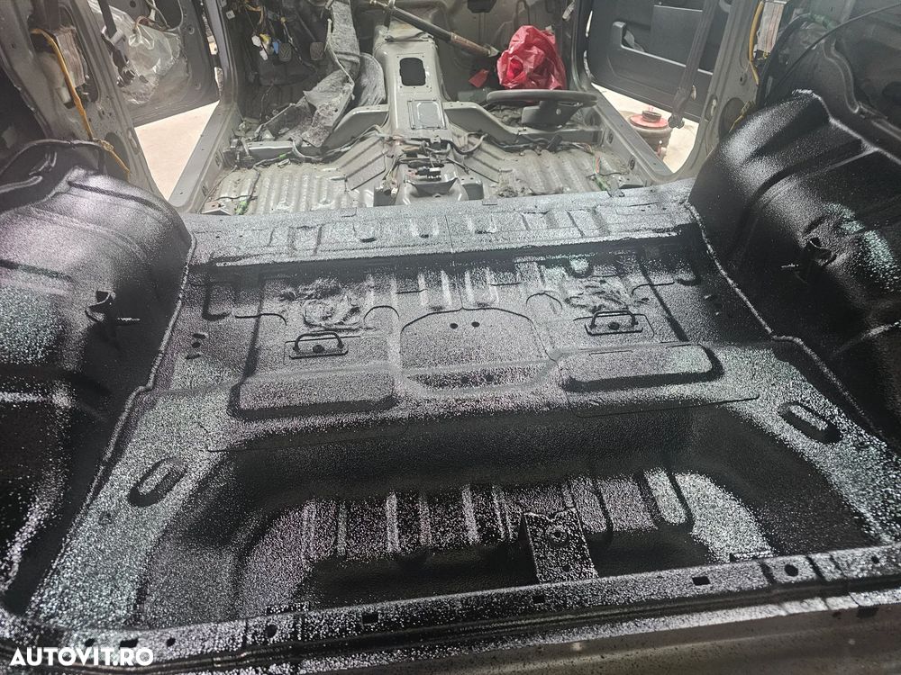Suzuki Jimny - 18
