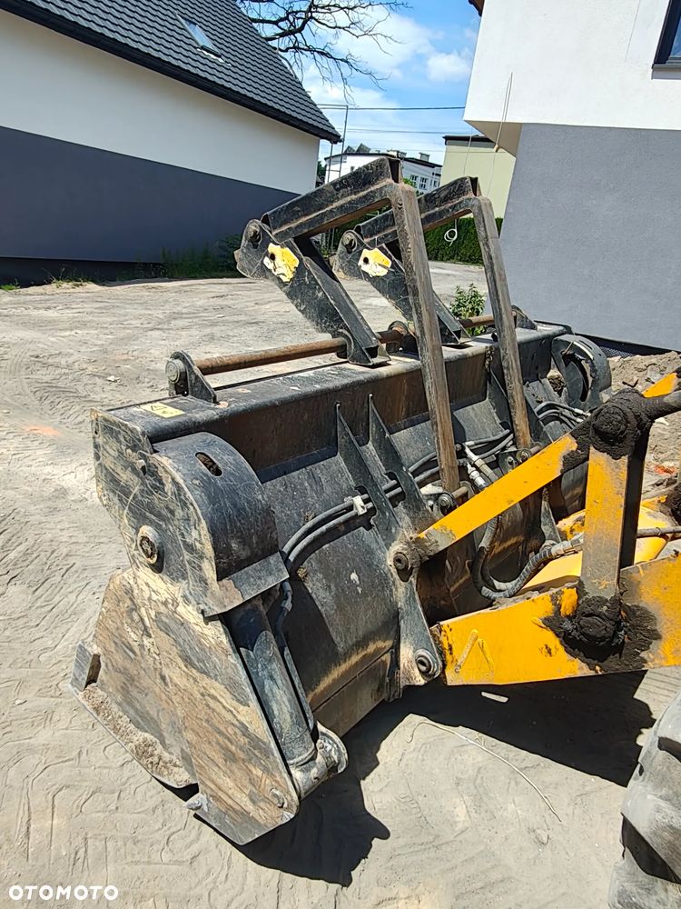 JCB 4CX Eco - 29
