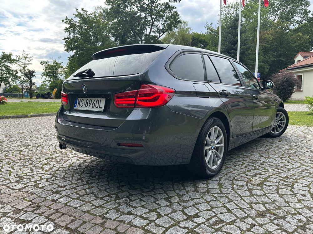 BMW Seria 3 318d Advantage - 11
