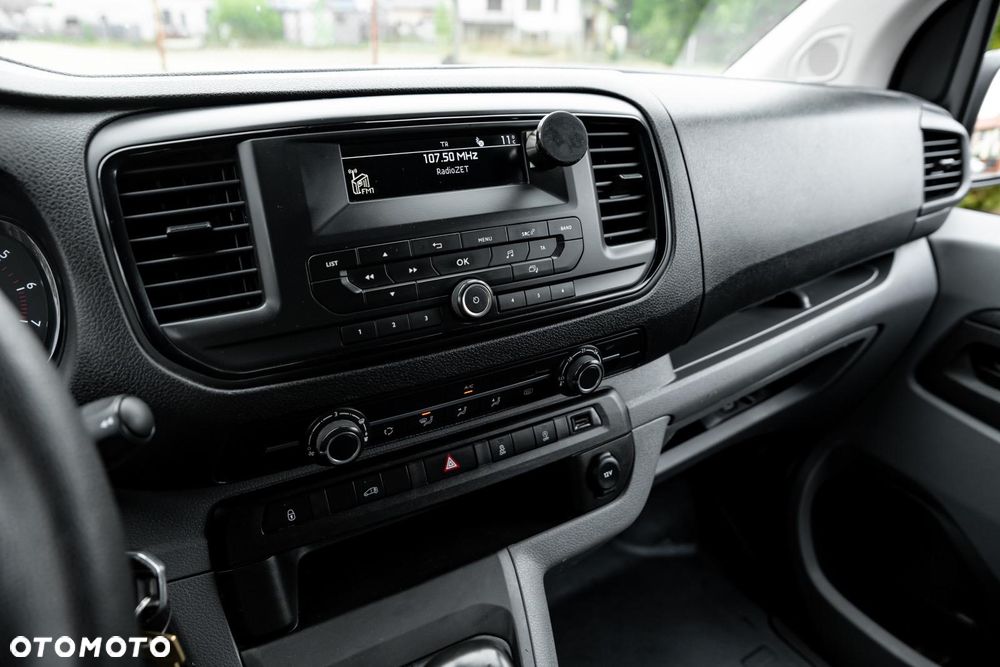 Opel Vivaro - 19