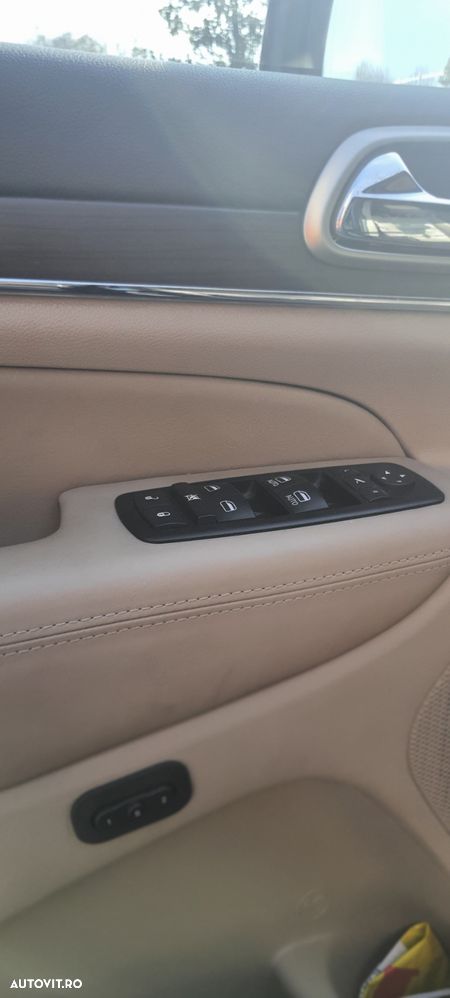 Jeep Grand Cherokee 3.0 TD AT Overland - 12