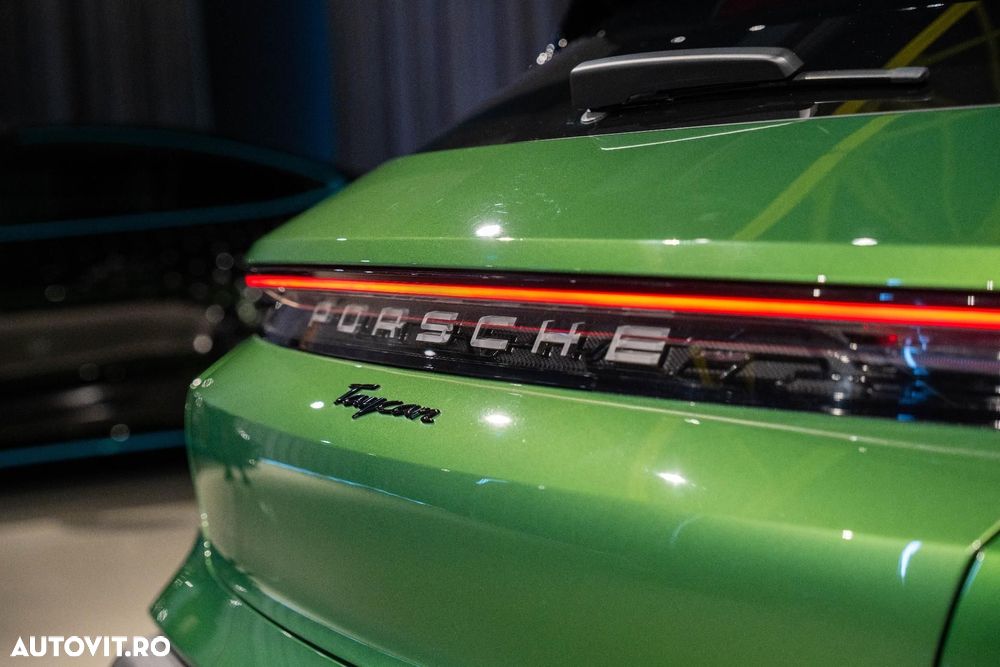 Porsche Taycan 4S - 19