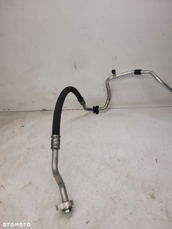 WĄŻ PRZEWÓD KLIMATYZACJI AUDI Q3 8U 8U0820743C - 2