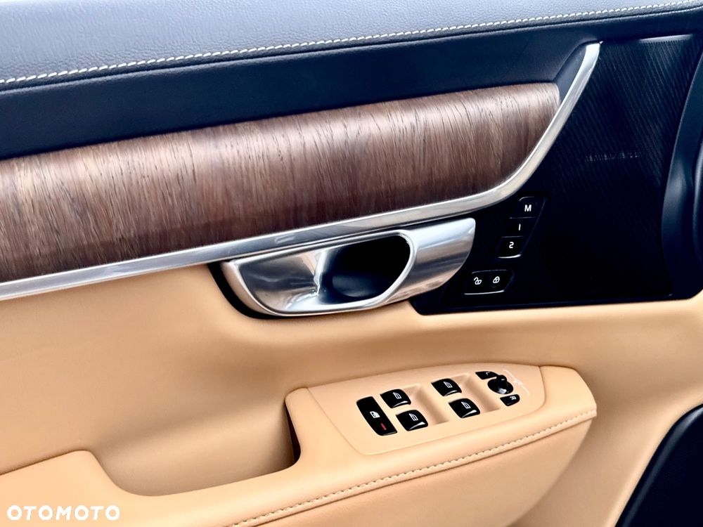 Volvo S90 T8 Twin Engine AWD Geartronic Inscription - 36