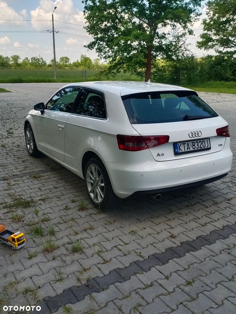 Audi A3 3-drzwiowe 1.6 TDI clean diesel Ambiente - 3