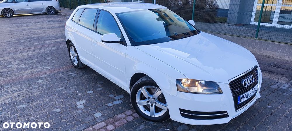 Audi A3 Sportback - 4